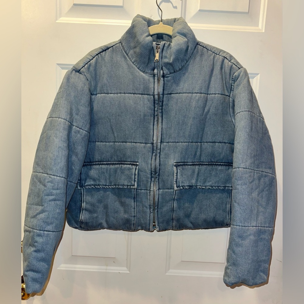 Gap - Oversized Denim Puffer Jacket - Size Small - Like New